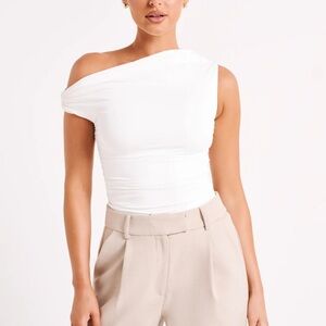 MESHKI White Ruched Top